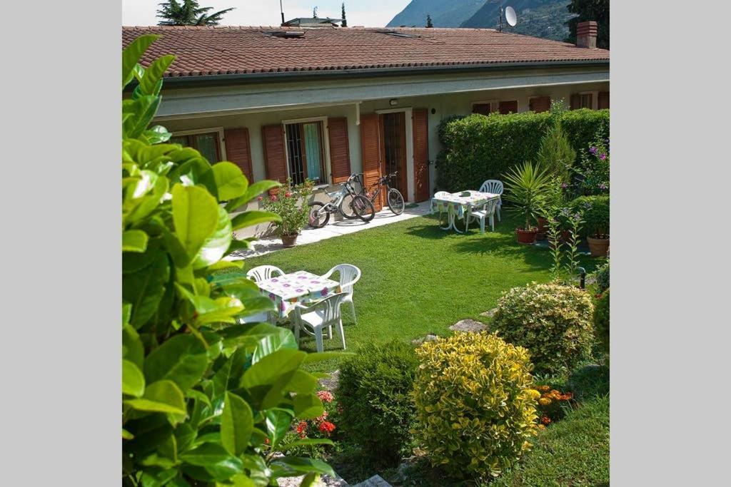 Casa Facchinetti Orange Apartment Malcesine Extérieur photo
